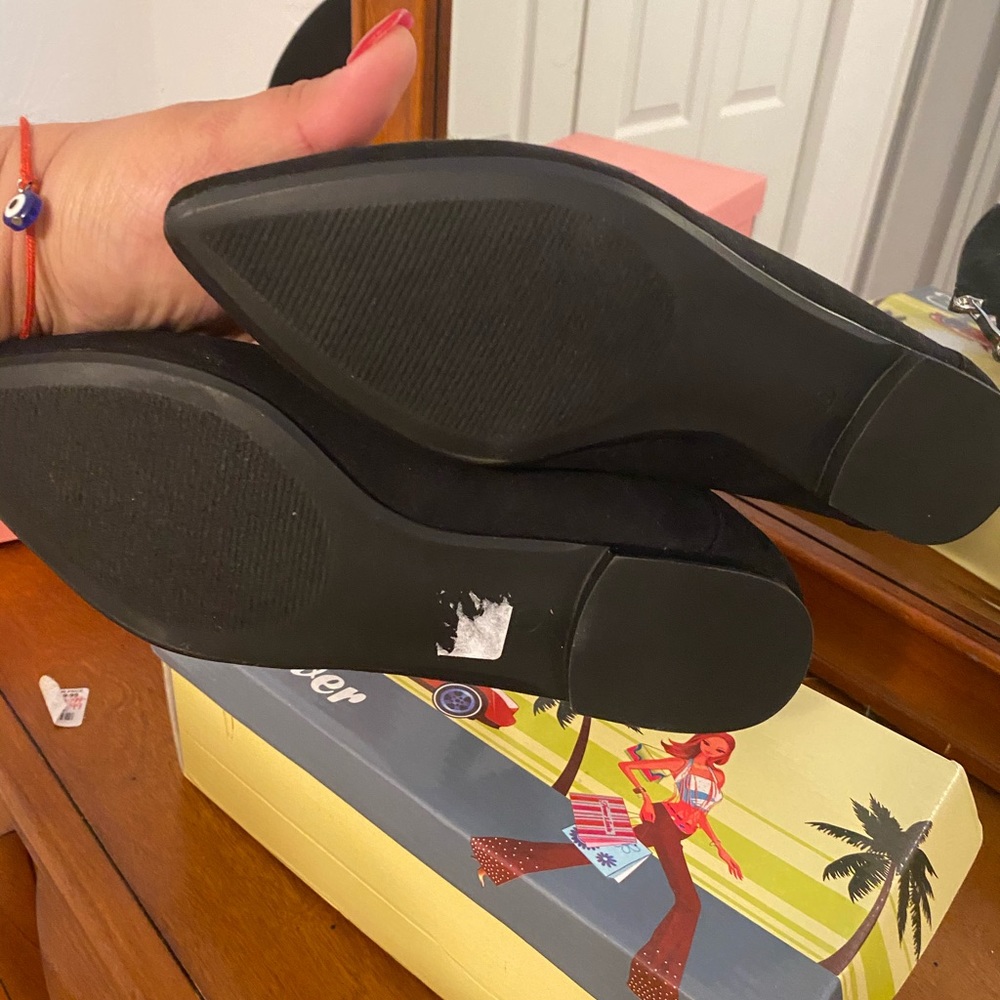 Shoes - Picture 6 of 10